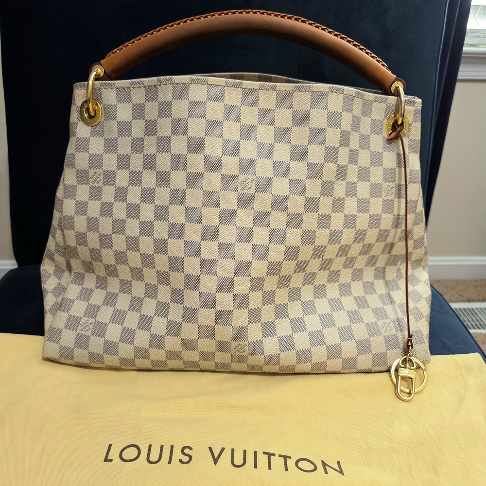 Louis Vuitton Cream and Brown Checkered Shoulder Bag